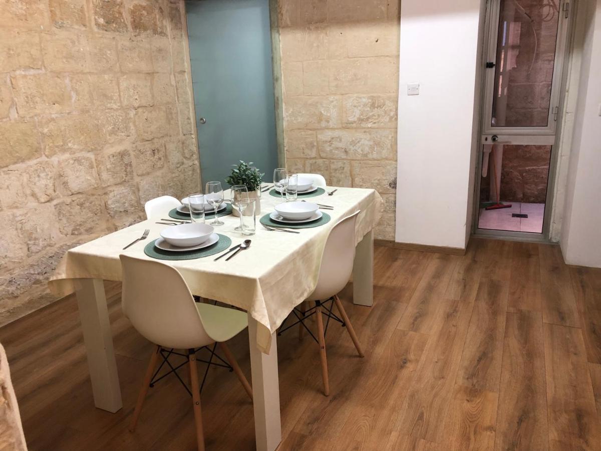 Cosy Townhouse 5 Min Walk To Valletta إيل فورجانا