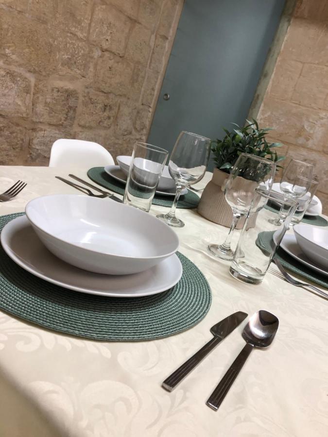 Cosy Townhouse 5 Min Walk To Valletta شقة إيل فورجانا